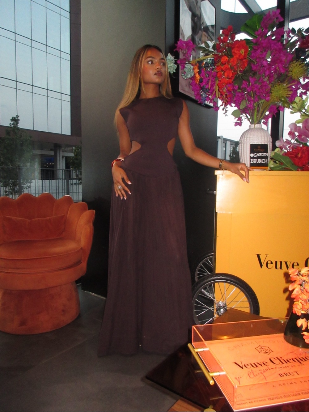 Sleeveless Brown Maxi Dress - Picture 3 of 5